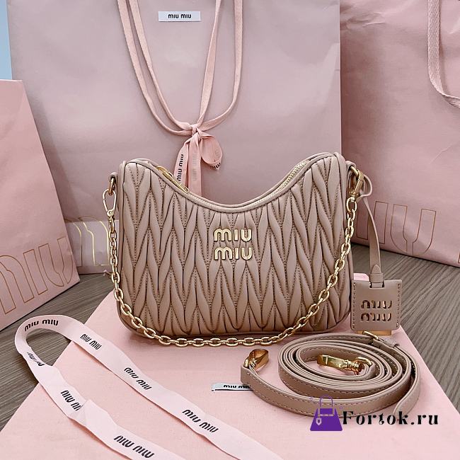 Fortok MiuMiu Matelasse Shoulder Bag Beige 5BH211 16.5x21x5.5cm - 1