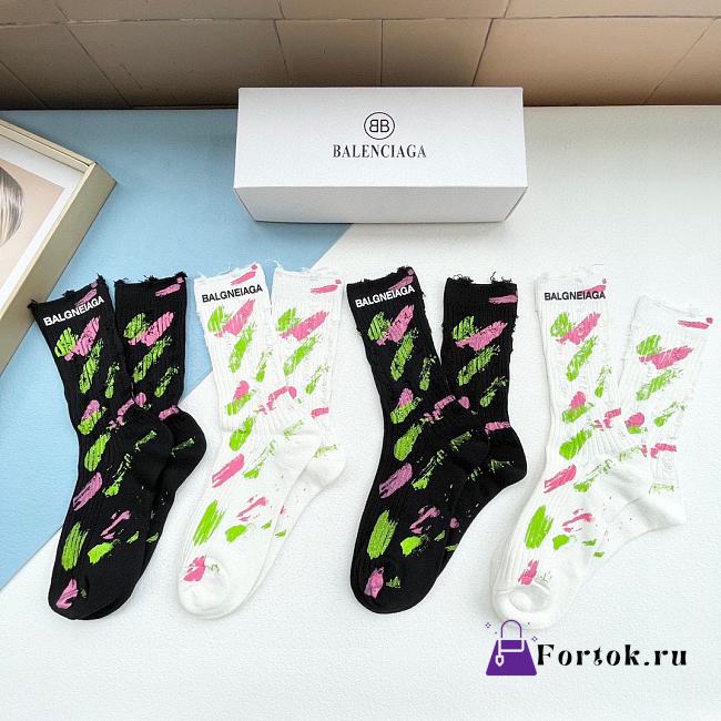 Fortok Balenciaga Socks Set Black & White (4 Pairs)  - 1