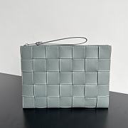 Fortok Bottega Veneta Large Intreccio Leather Wristlet Pouch Green 649616 35x25x1cm - 1