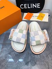 Fortok Louis Vuitton Pool Pillow Flat Comfort Mules Bleu Clair - 1