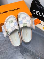 Fortok Louis Vuitton Pool Pillow Flat Comfort Mules Bleu Clair - 3