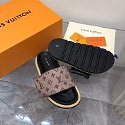 Fortok Louis Vuitton Pool Pillow Flat Comfort Mules Light Brown - 5