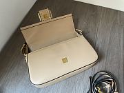 Fortok Fendi Baguette Handle Bag Beige 27x6x13cm - 4