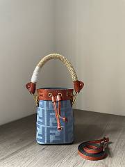 Fortok Fendi FF Embroidered Denim Blue Mini Bucket Bag 12x18x10cm - 1