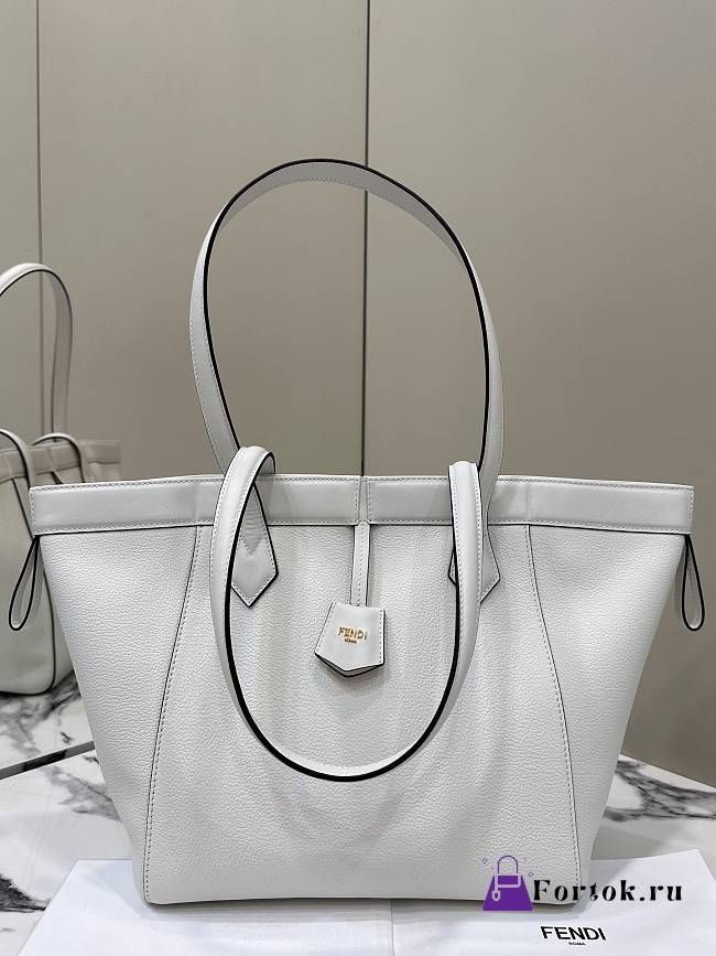 Fortok Fendi Origami Large White Leather Bag 27x15x27cm  - 1