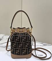 Fortok Fendi Small Mon Tresor Bucket Bag Brown and Dark Brown 8637 14x12x18cm - 4