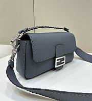 Fortok Fendi Baguette Dark Blue Selleria Bag 8610 28x6.5x15cm - 4