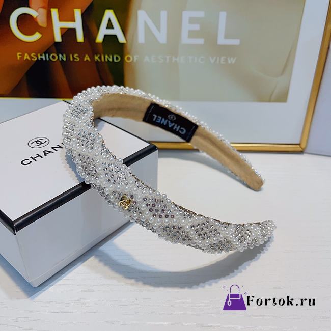 Fortok Chanel Diamond-shaped Pearl Logo Headband - 1
