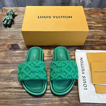 Fortok Louis Vuitton Pool Pillow Flat Comfort Mule Sandals Green