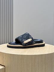 Fortok Louis Vuitton Pool Pillow Flat Comfort Mules In Black - 6