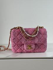 Fortok Chanel Mini Flap Bag Pink Cotton Tweed, Imitation Pearls & Gold Metal  - 1