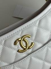 Fortok Chanel Hobo Handbag Calfskin & Gold-Tone Metal White 20×24×6cm - 2