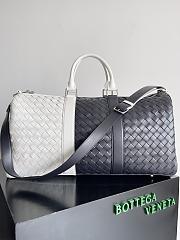 Fortok Bottega Veneta Medium Intrecciato Duffle Bag Black and White 50x27x24cm - 1