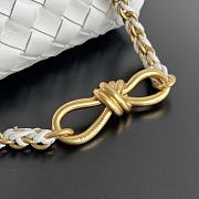 Fortok Bottega Veneta White Small Andiamo Bag With Chain 25x22x10.5cm - 4