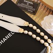 Fortok Chanel 24C White Calfskin Belt With Pearsl and Golden Metal - 6