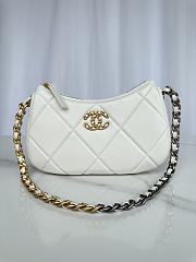 Fortok Chanel Hobo Bag in White AS3765 24x13.5x6cm - 1