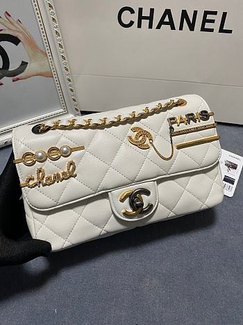 Fortok Chanel Coco Flap White Bag Charms 14x22x8cm