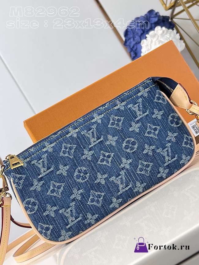 Fortok Louis Vuitton Pochette Accessoires Clutch Bag Blue Denim M82962 23x13x4cm - 1
