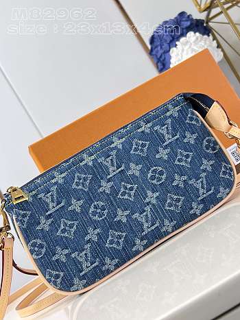 Fortok Louis Vuitton Pochette Accessoires Clutch Bag Blue Denim M82962 23x13x4cm