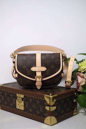 Fortok Louis Vuitton Saumur BB Bag Monogram Canvas M46740 20x16x7.5cm