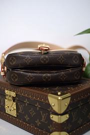 Fortok Louis Vuitton Saumur BB Bag Monogram Canvas M46740 20x16x7.5cm - 4