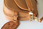 Fortok Louis Vuitton Saumur BB Bag Safran Orange M46741 20x16x7.5cm - 5