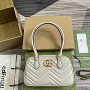 Fortok Gucci GG Marmont Small Top Handle Bag in Light Grey 795199 25.5x15.5x6.5cm - 1