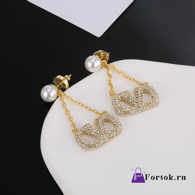 Fortok Valentino Jewel Letter Earrings - 1