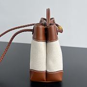 Fortok Bottega Veneta Small Andiamo Bag Natural/Light wood 25x22x10.5cm - 2