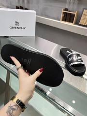 Fortok Givenchy Slides in Black - 2