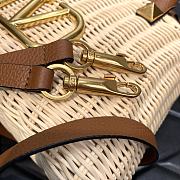 Fortok Valentino Vlogo Small Straw Basket Bag In Natural 25x18x9cm - 4