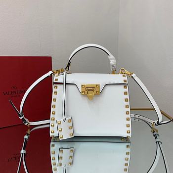 Fortok Valentino Garavani Rockstud Alcove Handbag In White 22x17x9cm