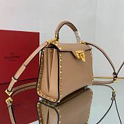 Fortok Valentino Garavani Rockstud Alcove Handbag In Beige 22x17x9cm - 2