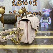 Fortok Louis Vuitton Pochette Métis East West Bag Opal Pink M47045 21.5x6x13.5cm - 4