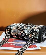 Fortok Chanel Classic Bag Embroidered Velvet, Sequins & Silver-Tone MetalBlack & Silver 15.5x25.5x6.5cm - 4