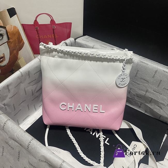 Fortok Chanel 22 Mini Bag Gradient-coated calfskin & Lacquered metal White & Light Pink 20×19×6cm - 1