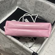 Fortok Chanel 22 Mini Bag Gradient-coated calfskin & Lacquered metal White & Light Pink 20×19×6cm - 3