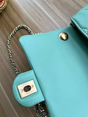 Fortok Chanel Mini Flap Bag Lambskin, Imitation Pearls & Gold-Tone Metal Green 11.5×17×5cm - 3