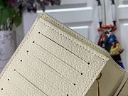Fortok Louis Vuitton Brazza Wallet White Monogram Craggy Canvas M83335 10x19x2cm - 2