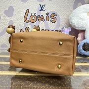 Fortok Louis Vuitton Low Key Hobo MM Bag Brown M24974 31x35x18cm - 5