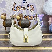 Fortok Louis Vuitton Low Key Shoulder Bag White M24990 26x18x7cm - 1