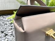 Fortok Salvatore Ferragamo Trifolio Box Bag Beige 20×15×8cm - 6