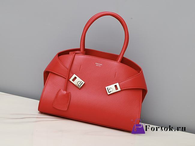 Fortok Ferragamo Hug Red Leather Handbag 31.5×19×22cm - 1