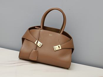 Fortok Ferragamo Hug Brown Leather Handbag 31.5×19×22cm