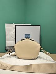 Fortok Prada Mini Leather Shoulder Bag in Beige 1BH212 18x15x8cm - 6