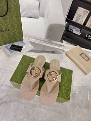 Fortok Gucci Light Beige Blondie Thong Sandals - 1