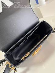 Fortok Louis Vuitton Twist MM Bag Black M24765 23x17x9cm - 5