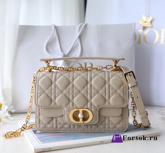 Fortok Dior Jolie Top Handle Bag Beige 22x14x8cm  - 1