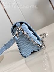 Fortok Louis Vuitton Twist West Pochette Bag Blue M83478 19x10x6cm - 4