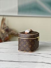 Fortok Louis Vuitton Nice Mini Toiletry Pouch Brown Monogram Canvas M44495 20x13.5x12cm - 4